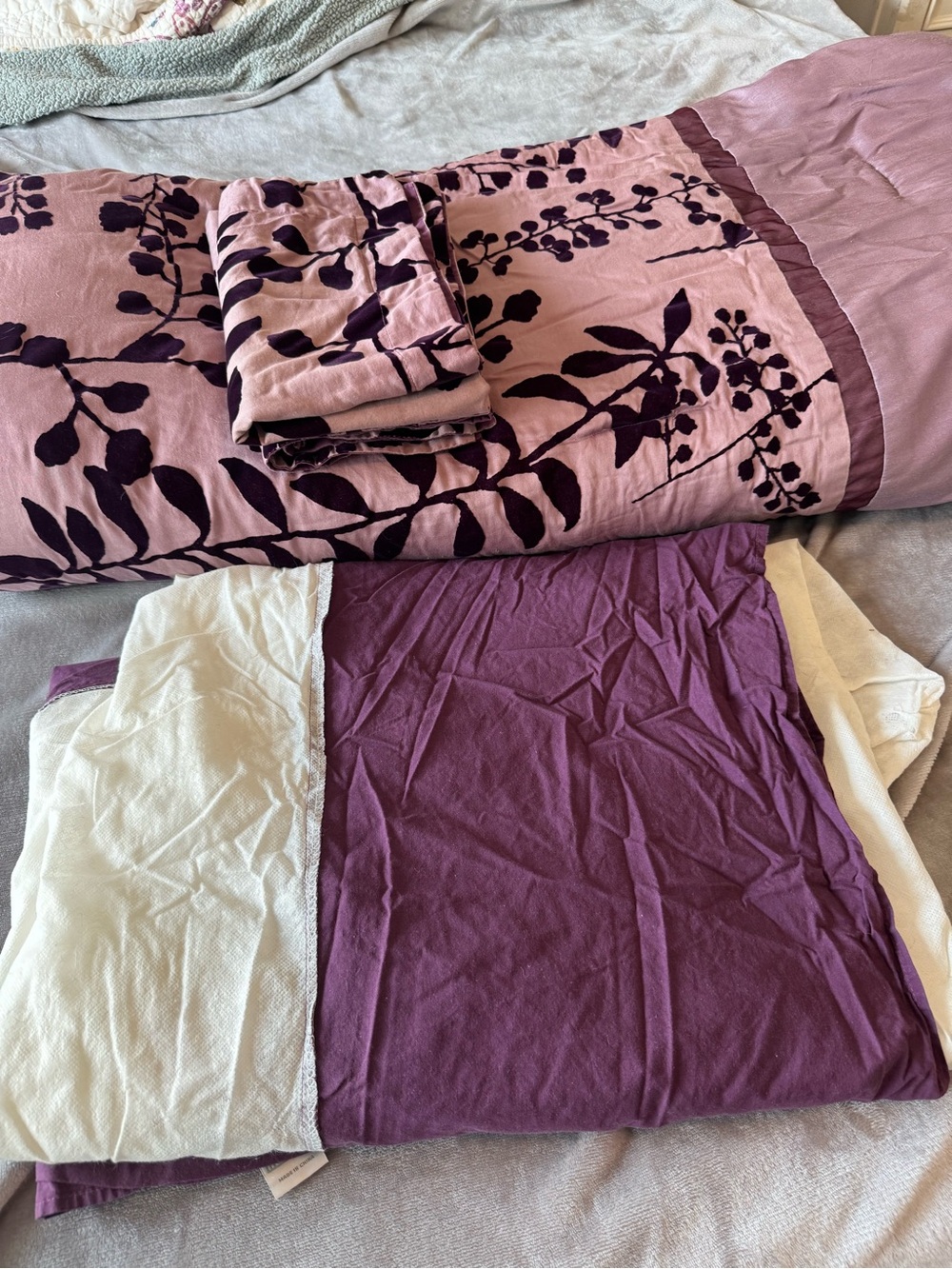 Bella Swan Twilight Comforter Set - Full - Picture 4 of 7